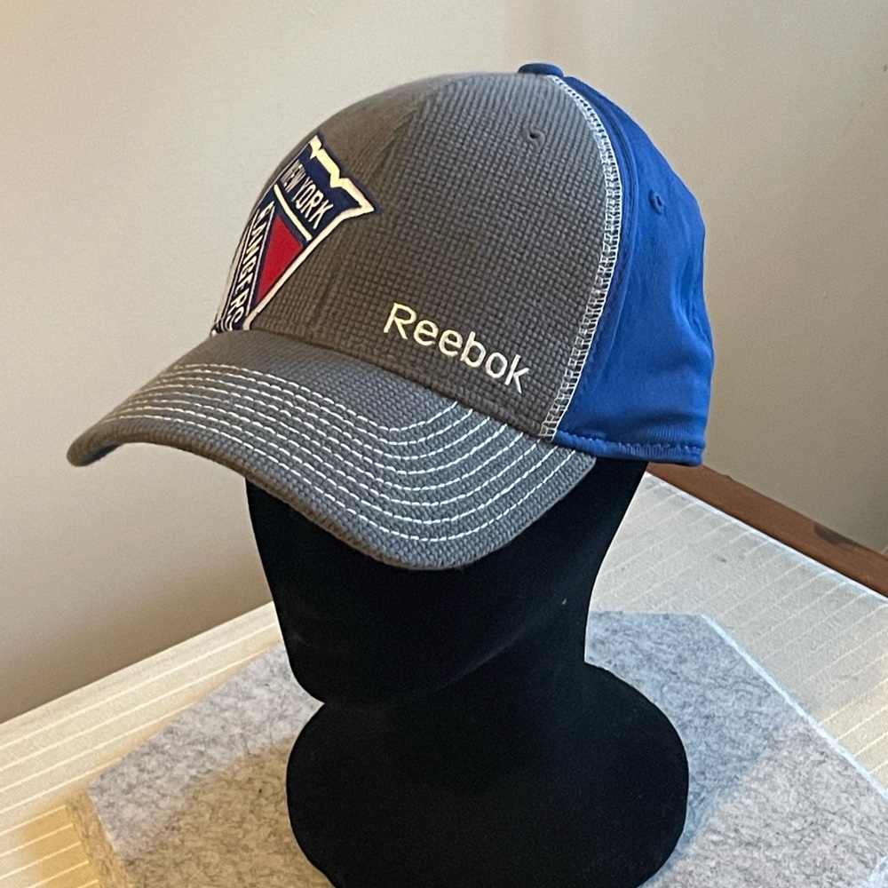 NY Rangers Hat 🆕 - Picture 3 of 5